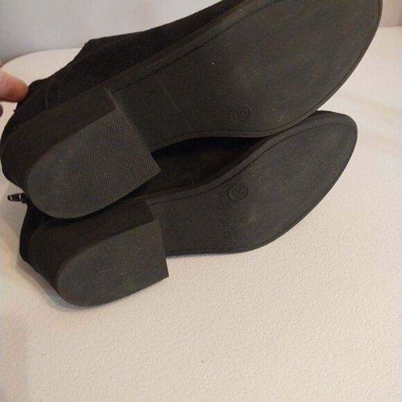Falls Creek  Booties Sz 9 Black Cut Out Zippered Back Faux Suede Western Cowgirl - Picture 8 of 12